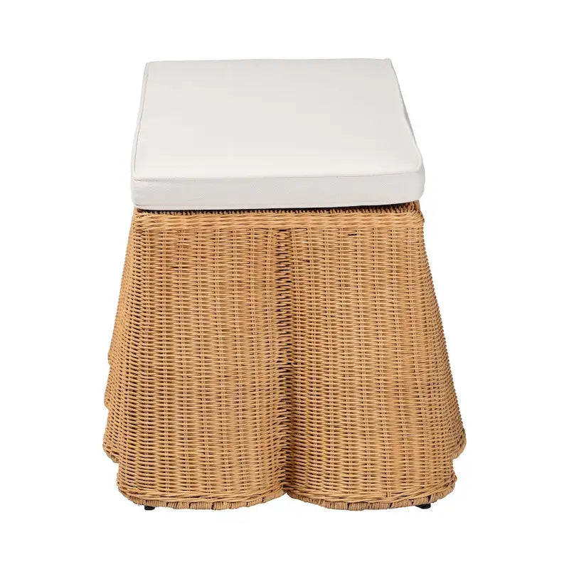 Repose-pieds en rotin naturel Palm Scallop avec coussin - Banc en osier tressé à la main pour salon ou chambre, style bohème côtier, rectangulaire