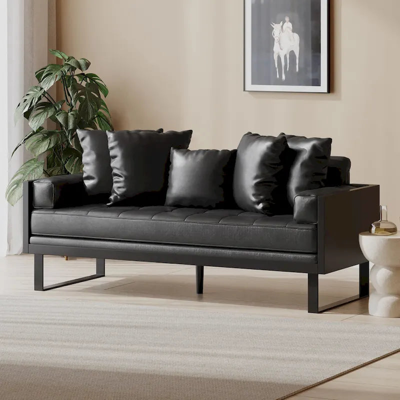 Causeuse surdimensionnée en similicuir avec coussins décoratifs