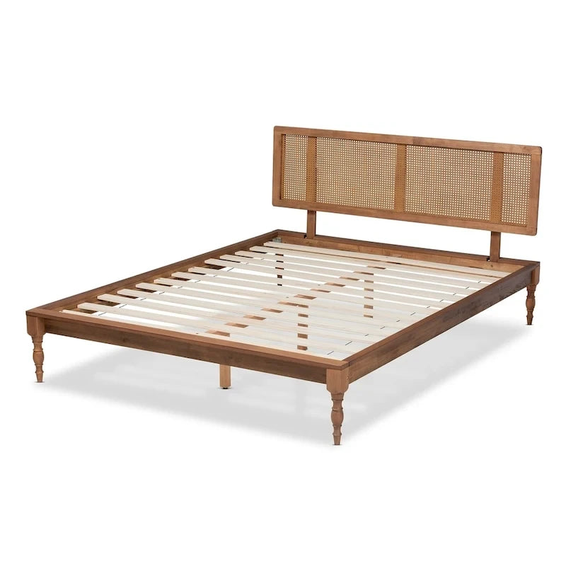 Lit plateforme en bois et rotin synthétique