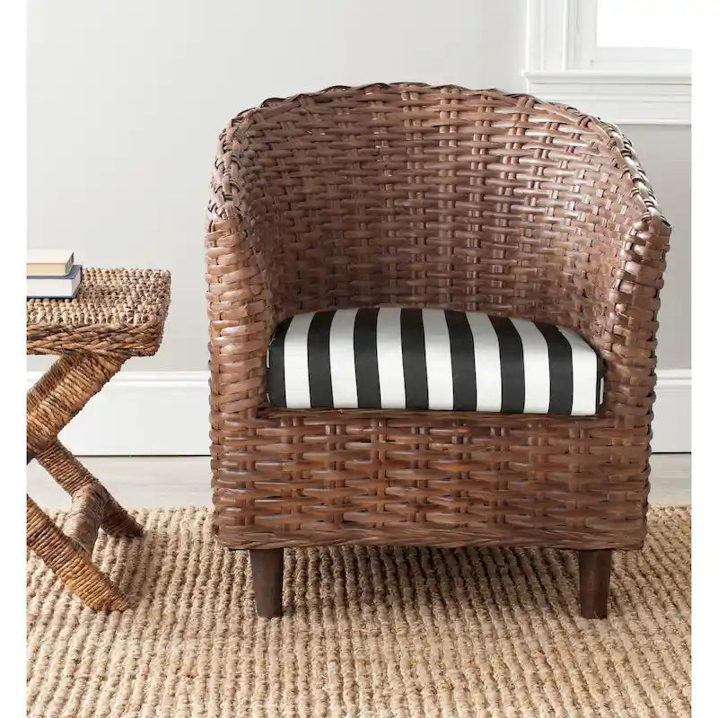 Fauteuil en rotin avec coussin