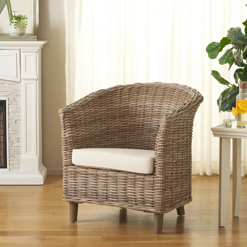 Fauteuil en rotin avec coussin